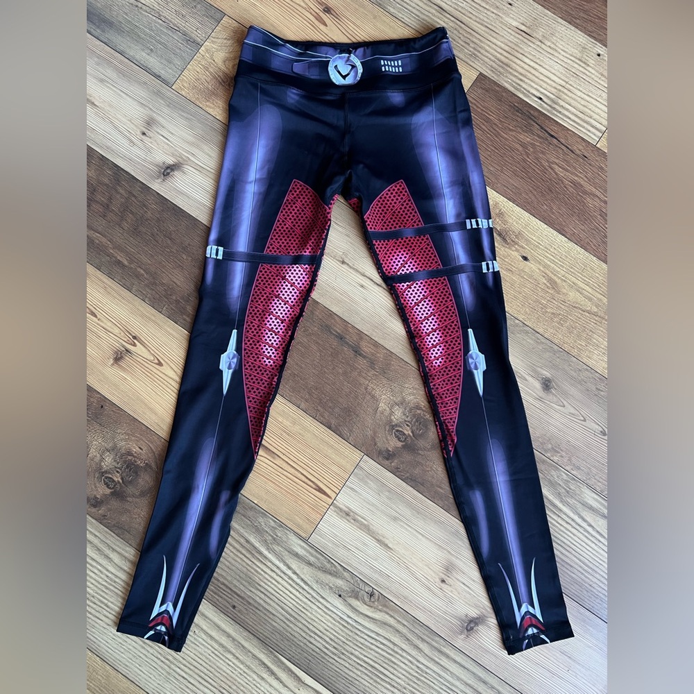 Violate The Dress Code black and red leggings size L
